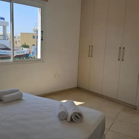 Διαμέρισμα Sunny Honey Αγία Νάπα